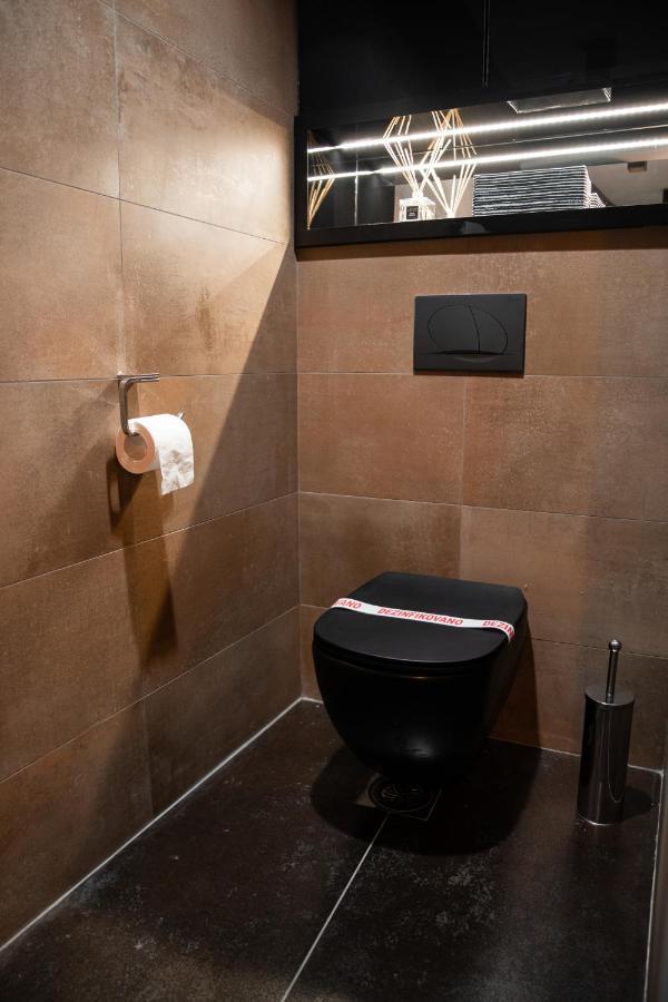 Ferienwohnung Malux Ni Exterior foto